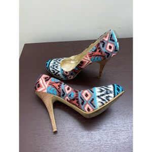 Audrey Brooke Coral Pumps Heels